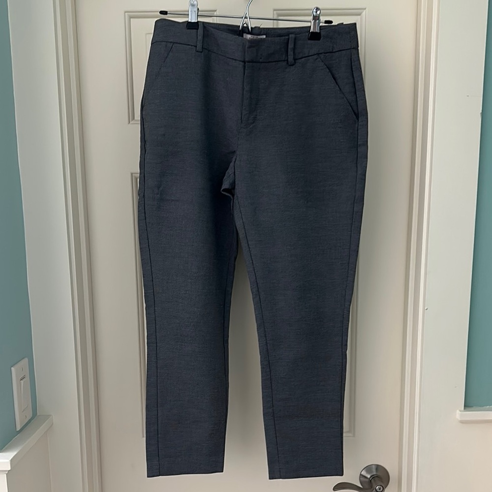 Gray Slim Fit Trousers with Stretchy Fabric